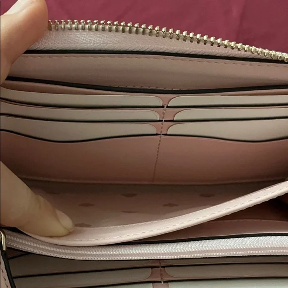 NWTs Kate Spade Soft Pink Large Zip Wallet - Picture 7 of 16